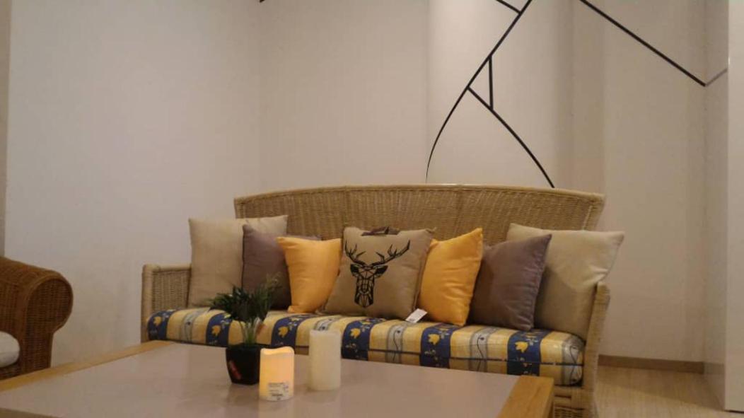 118 Residences By Travovo George Town Esterno foto