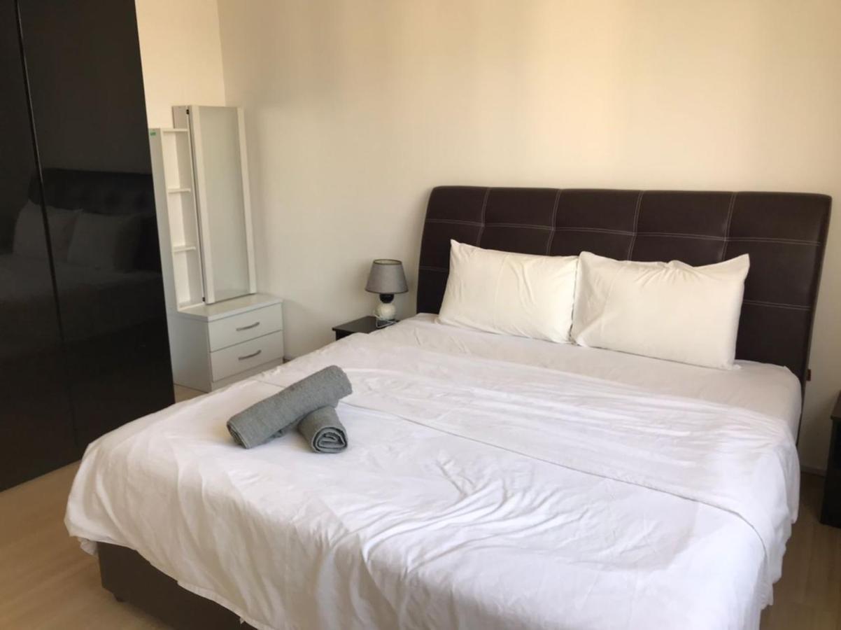 118 Residences By Travovo George Town Esterno foto